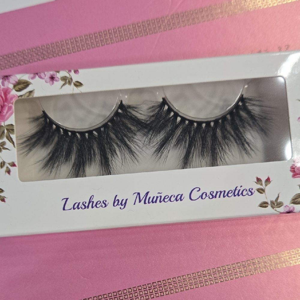 Black False Eyelashes- Syle: Coquetta